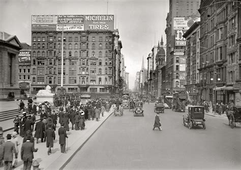 Easter Sunday, Fifth Avenue at 42nd Street, New York, 1913 [1600x1135 ...