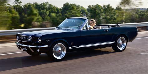 Revology Cars Configurator 1965-1966 Mustang Convertible