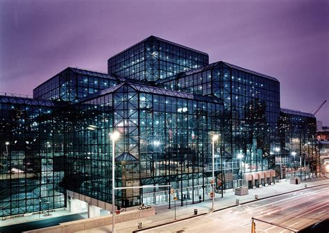 Jacob Javits Center | FIND HOTELS NYC