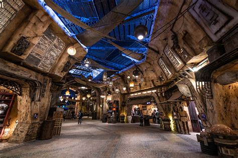 Star Wars: Galaxy's Edge Review: A Land Like No Other - Disney Tourist Blog