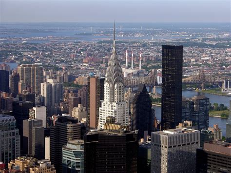 The Grandeur of The Chrysler Building, New York - Traveldigg.com