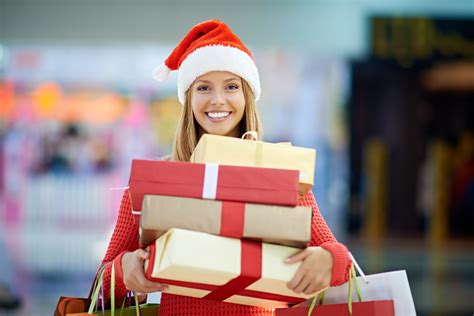 Which Retailers Start Black Friday Early? | The Motley Fool