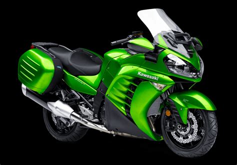 2015 Kawasaki Concours 14 ABS First Ride Review - GearOpen.com