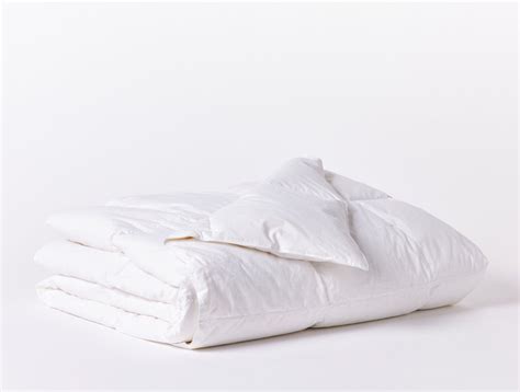 Lightweight Down Duvet Insert – Coyuchi