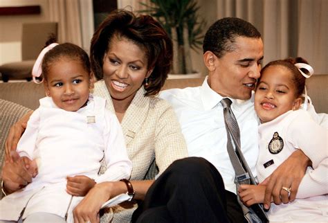 Obama Family Album: Barack, Michelle, Malia, Sasha: Photos