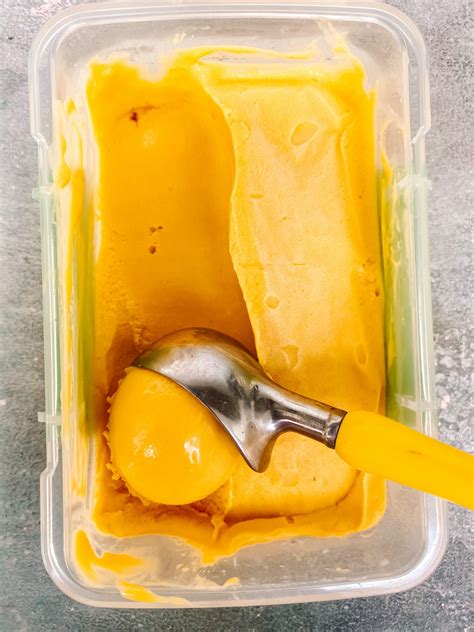 Mango Ice Cream – No Churn – Daffodil Kitchen