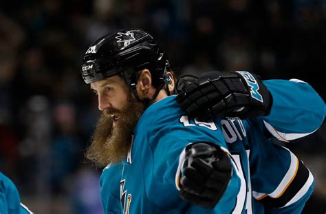 RIP lifestyle beard: Sharks’ Joe Thornton takes down the whiskers – Chico Enterprise-Record