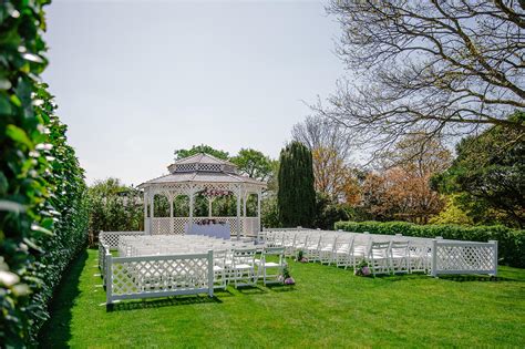 MOOR HALL WEDDING PHOTOGRAPHER — Essex Wedding Photographer | Fun, Relaxed Hornchurch Wedding ...