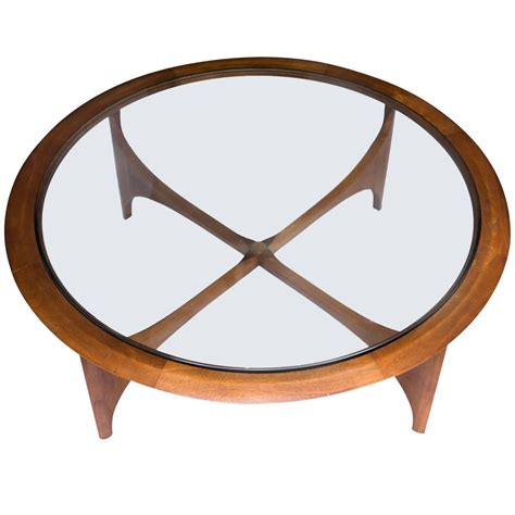 Mid-Century Modern Round Coffee Table by Lane | Round coffee table ...