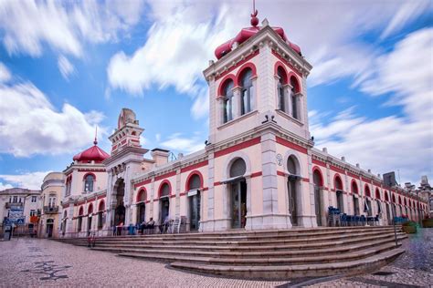 Loulé é uma cidade tradicional portuguesa do mercado - Secret World