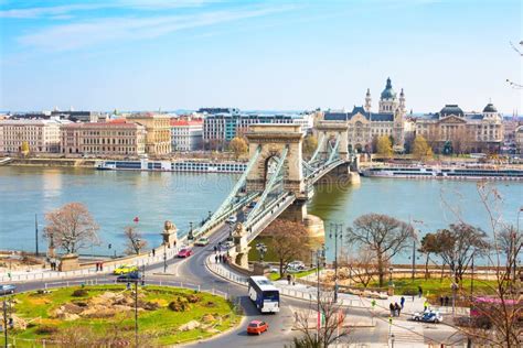 The Szechenyi Chain Bridge Over Danube, Budapest Stock Image - Image of buda, sculpture: 54382667