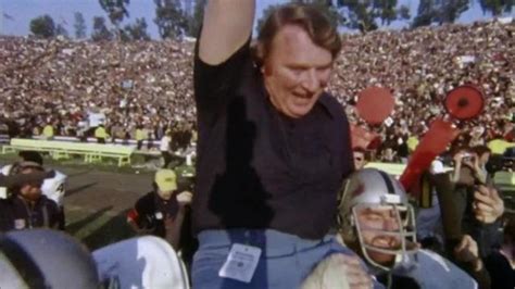 John Madden Leads Raiders To First Super Bowl In Team History