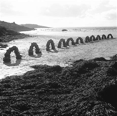 Andy Goldsworthy Rivers And Tides