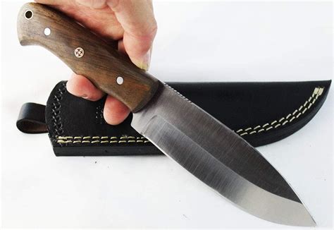 Best Bushcraft Knives 2020: Top Product Reviews & Buying Guide