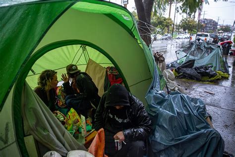 LA homeless spending could near $1B as crisis rages City hall Los ...