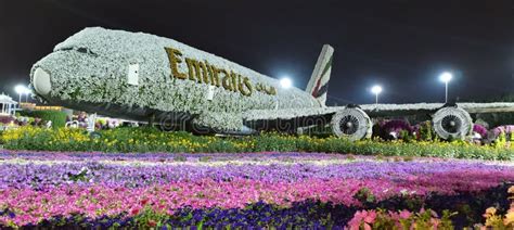 Emirates Airlines at Dubai Miracle Garden Editorial Stock Image - Image of airlines, miracle ...