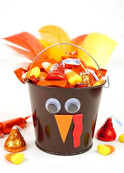 10 Fun Thanksgiving Crafts For Kids