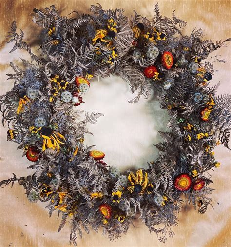 Dried Flower Wreaths – Hummingbird Farm