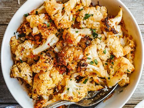 Garlic Parmesan Roasted Cauliflower Recipe – How to roast cauliflower ...