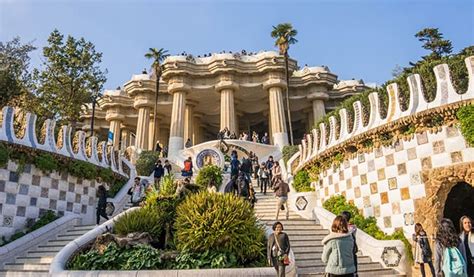 Barcelona Itinerary: How to Make the Most of Your Visit in 2024