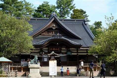 Oyama Shrine, Kanazawa - Tourist in Japan