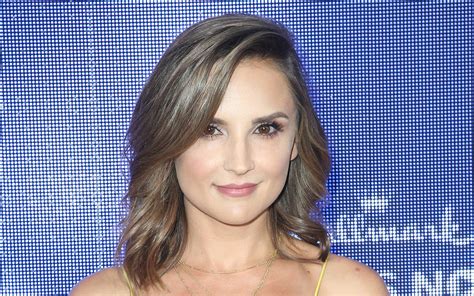 Rachael Leigh Cook joins cast of He's All That reboot - The Tango