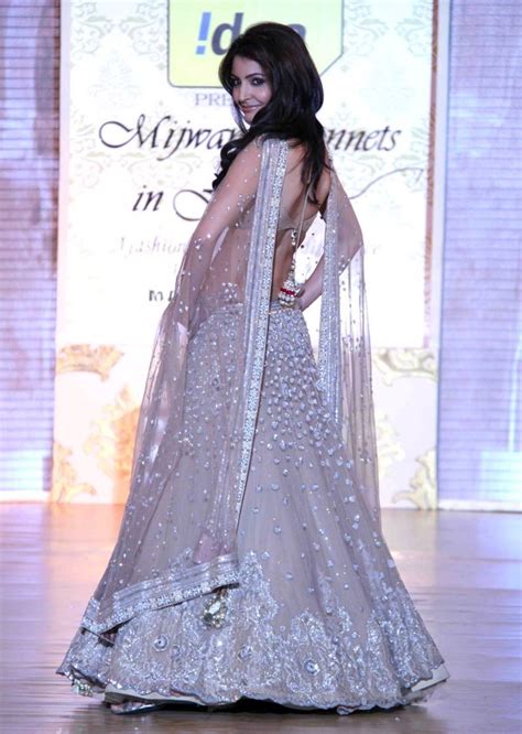 Anushka Sharma At Manish Malhotra’s Mijwan Fashion Show