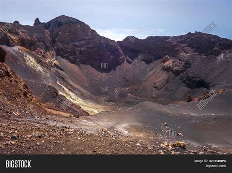 Pico Do Fogo Volcano Image & Photo (Free Trial) | Bigstock