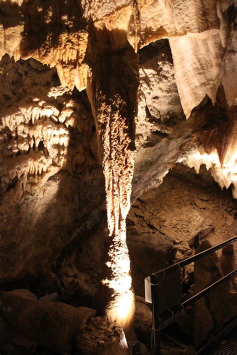 Timpanogos Cave National Monument - Wasatch Range, Utah - Tripcarta