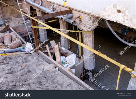 9,033 Concrete Foundation Repair Images, Stock Photos & Vectors | Shutterstock