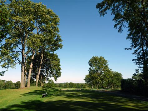 Plainfield Country Club (Edison, New Jersey) | GolfCourseGurus