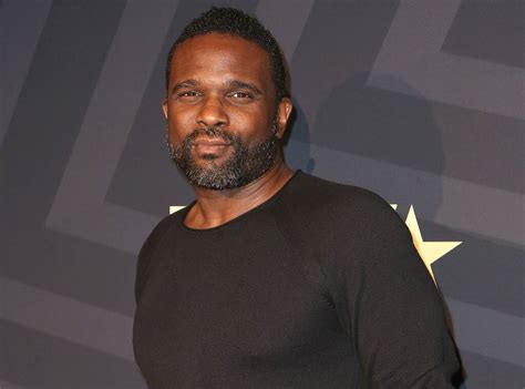 'Family Matters' Alum Darius McCrary Signs With CGEM Talent