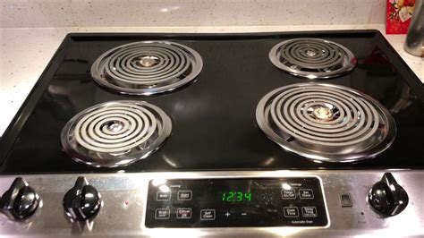 Why do electric glass-top stoves turn on full at intervals, instead of ...