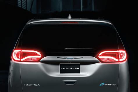 2019 Chrysler Pacifica Hybrid | Chrysler Canada