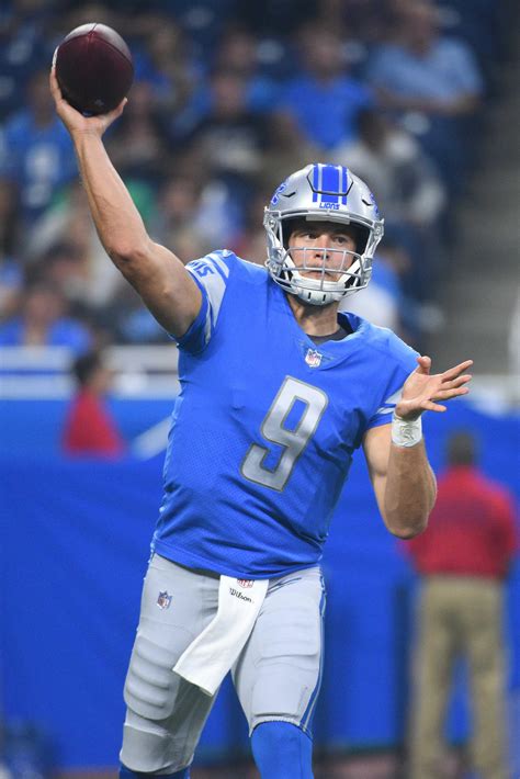 Lions Trade Matthew Stafford To Rams For Jared Goff