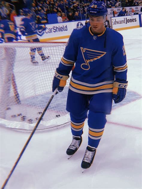 | Vince Dunn | 12/14/19 | Blues Vs Blackhawks | St louis blues, Hockey ...