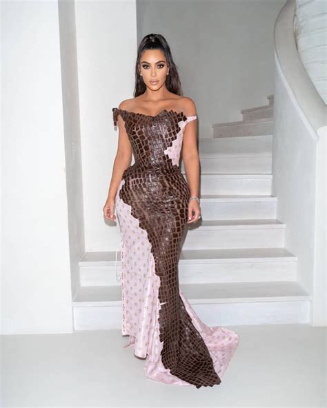 Kim Kardashian West Christmas 2019 | Eve dresses, Fashion, Dinner gowns