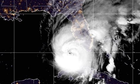 What is a Category 5 Hurricane? Here’s an Explainer of the Hurricane ...