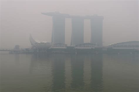 Burning Indonesian peat causes haze in Singapore | MIT News | Massachusetts Institute of Technology