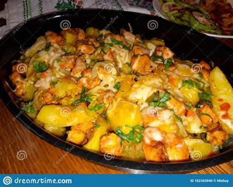 Baked Potatoes with Chicken Breast and Cheese. Cartofi Gratinati Stock Photo - Image of chicken ...