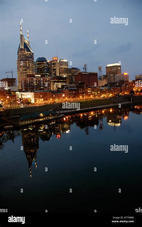 Night Skyline Cityscape of Nashville Tennessee Stock Photo - Alamy