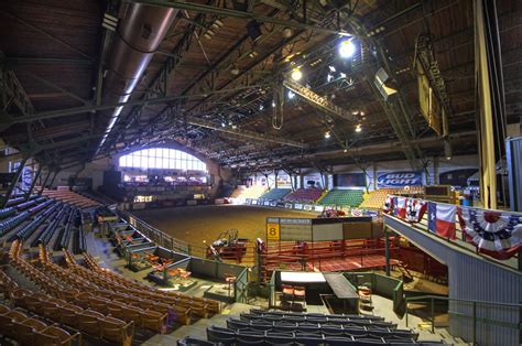 Cowtown Coliseum | I was walking around the Stockyards in Fo… | Flickr