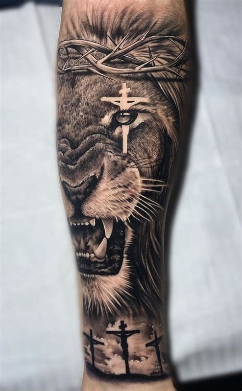 50 Eye-Catching Lion Tattoos That’ll Make You Want To Get Inked | Tatuagem masculina, Tatuagem ...