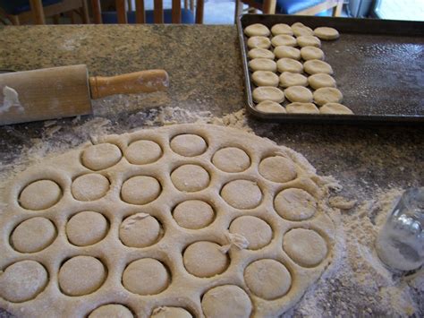 Mother's Kitchen: Loveless Cafe Biscuits