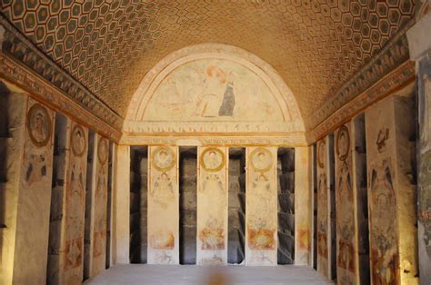 Inside of the Three Brother Tomb (1) | Palmyra | Pictures | Syria in Global-Geography