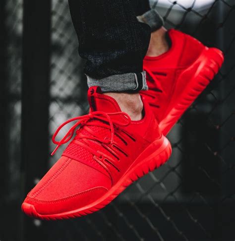 [ベスト] adidas tubular radial red 267262-Adidas originals tubular radial trainers in red s80116