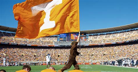 Look: Tennessee football's 2024 signing class so far