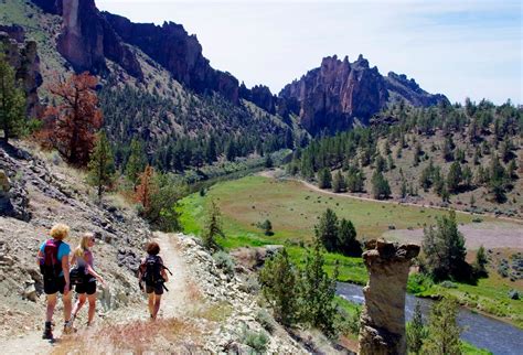 Pacific Northwest Seasons: Hiking Central Oregon: Smith Rock State Park Summit Loop Trail