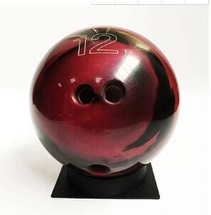 Choosing the Right Bowling Ball: A Comprehensive Guide | Bowling ...