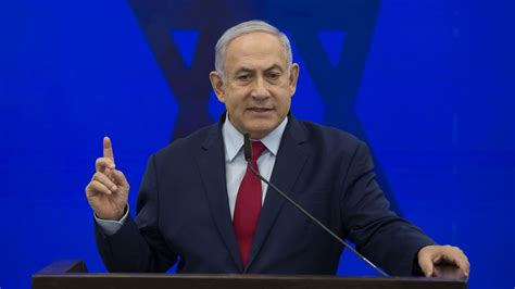 Israel election: Netanyahu fights to hang on in second vote this year